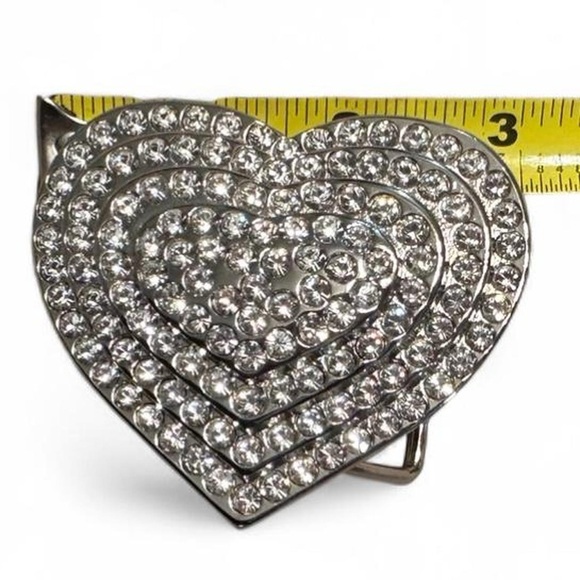 NWOT Silver Rhinestone Heart Belt Buckle - Picture 4 of 5